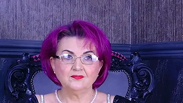 IsabelaConte online show from April 28, 6:02 pm