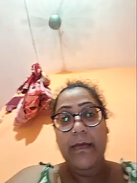 MISTI KOLK online show from July 29, 4:32 am