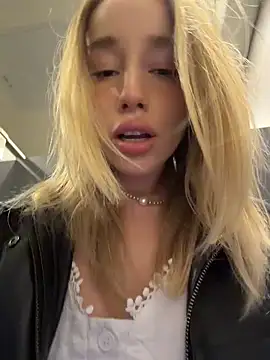 sssativa more online show from May 27, 3:03 am