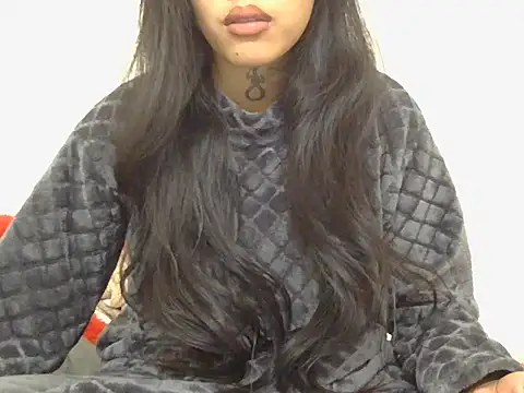 Snapshot of Cristina_love69 chatting on December 20, 7:21 pm Cristina love69 online show from December 20, 7:21 pm