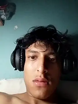 Gabrielhot128e online show from December 14, 7:58 am