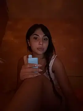 Snapshot of SilkyMira chatting on July 28, 5:34 pm SilkyMira online show from July 28, 5:34 pm
