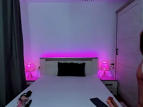 MistressKarla1 online show from March 12, 7:20 pm