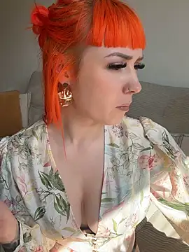 Snapshot of ScarletVixenLive chatting on April 15, 12:23 pm ScarletVixenLive online show from April 15, 12:23 pm