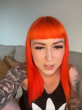 Snapshot of ScarletVixenLive chatting on May 17, 6:15 pm ScarletVixenLive online show from May 17, 6:15 pm