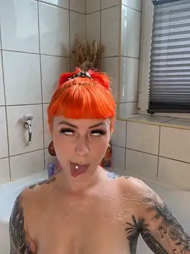 Snapshot of ScarletVixenLive chatting on May 21, 2:46 pm ScarletVixenLive online show from May 21, 2:46 pm