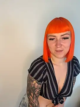 Snapshot of ScarletVixenLive chatting on July 5, 8:43 am ScarletVixenLive online show from July 5, 8:43 am