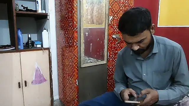 Snapshot of Lovelycouple25 chatting on May 22, 6:53 am Lovelycouple25 online show from May 22, 6:53 am
