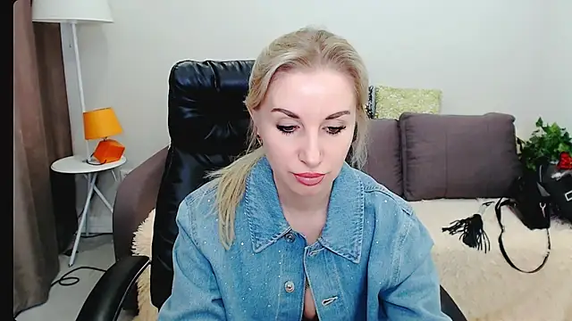 Snapshot of Hanna--Sweet chatting on March 29, 9:20 am Hanna--Sweet online show from March 29, 9:20 am