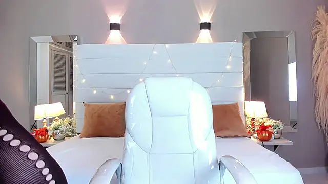 maturexxx  online show from October 13, 1:44 pm