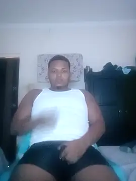 holqnd online show from December 15, 5:17 pm