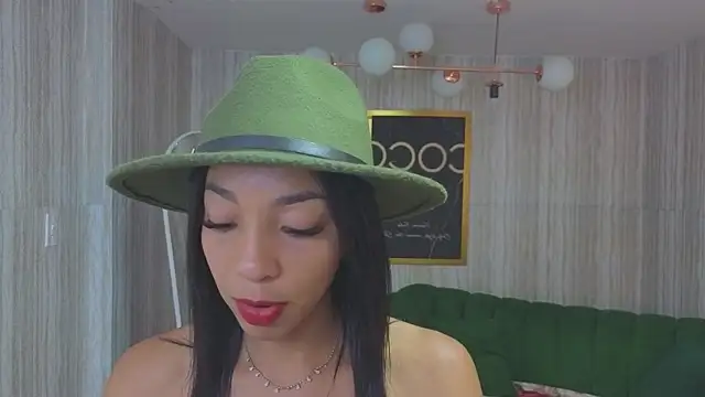 luna meow t online show from February 5, 8:02 pm