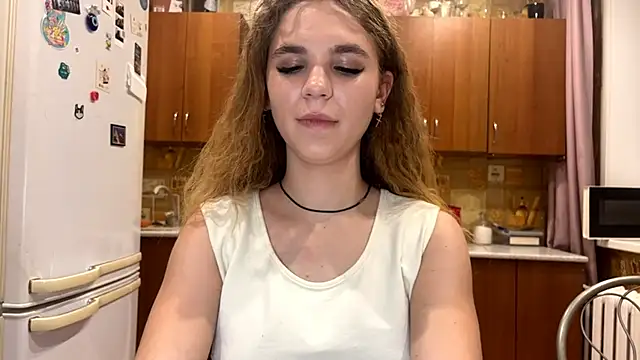 DiedraGlackin online show from December 18, 5:19 pm