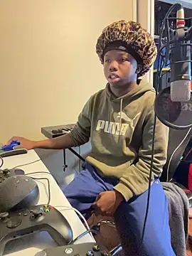 YourLittleBoyfriend online show from January 14, 4:45 pm