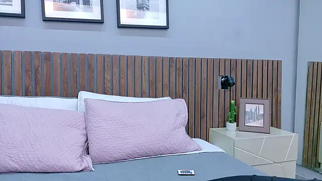 Mia Bellefort online show from March 27, 7:24 pm