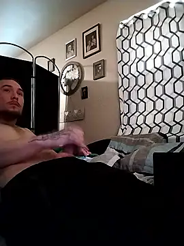 sexywhitedickxh online show from January 12, 6:57 pm