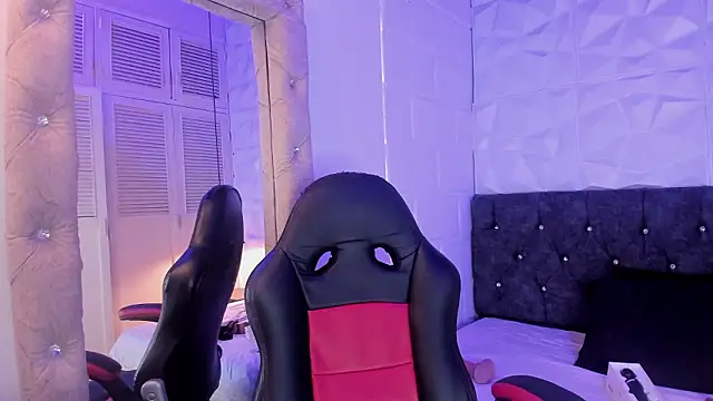 Perla dl online show from February 9, 5:39 pm