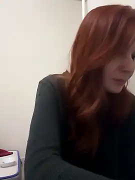 Snapshot of Atwsliiikizilll chatting on March 23, 9:13 am Atwsliiikizilll online show from March 23, 9:13 am