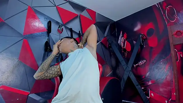 Hot Boys 69 online show from February 5, 11:15 am