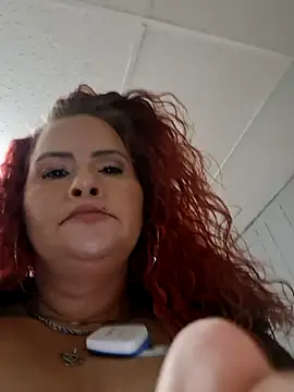 Snapshot of Goddessalizeee chatting on December 15, 10:14 pm Goddessalizeee online show from December 15, 10:14 pm