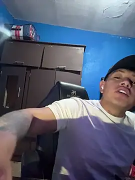 Snapshot of Nacho77720 chatting on December 16, 8:08 am Nacho77720 online show from December 16, 8:08 am