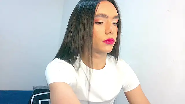 Snapshot of Sthefanyx2 chatting on March 28, 12:54 am Sthefanyx2 online show from March 28, 12:54 am