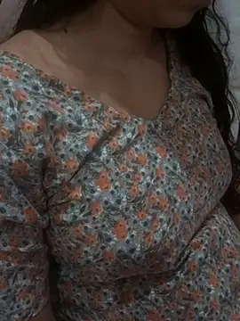 Snapshot of guddi_Jaaneman chatting on July 9, 4:16 am guddi Jaaneman online show from July 9, 4:16 am