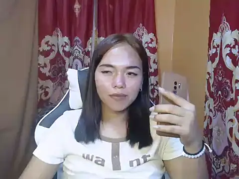 ur lovelyjessy online show from December 20, 2:02 pm