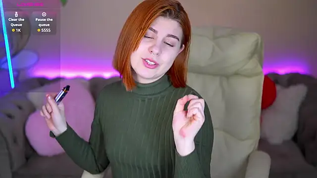 GingerPinky online show from March 7, 2:03 pm