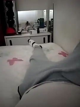 ChocolateDick1738 online show from December 17, 5:08 pm