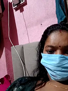 Snapshot of riyankabiswas201 chatting on December 16, 4:06 am riyankabiswas201 online show from December 16, 4:06 am