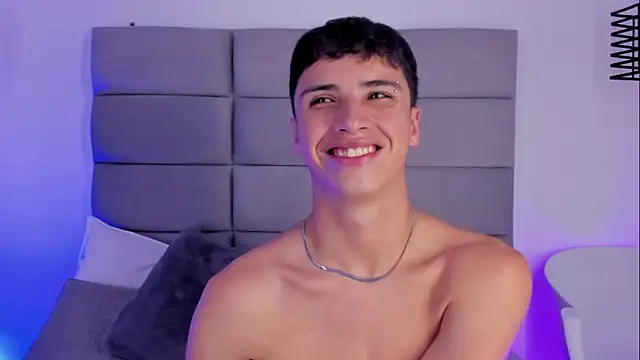 JoshClaarktt online show from June 5, 6:52 am