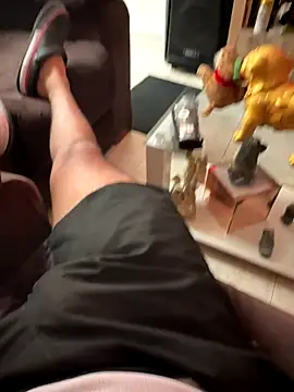 Snapshot of Croppedsex chatting on December 16, 5:29 pm Croppedsex online show from December 16, 5:29 pm