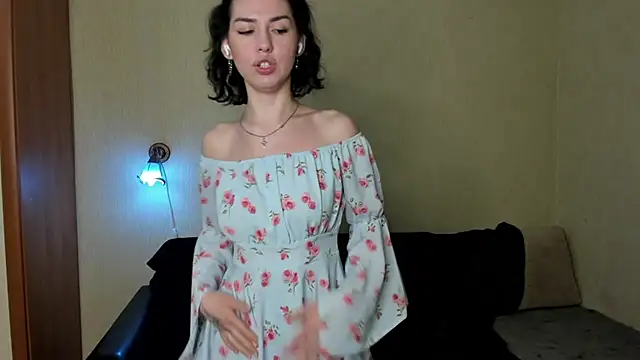 OdetteWitschi online show from May 28, 6:10 am
