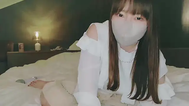 Snapshot of yuyuchan__ chatting on February 22, 10:36 am yuyuchan online show from February 22, 10:36 am