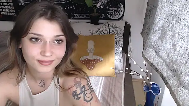 AlienforTwenty online show from March 19, 12:53 pm