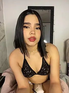 karii   online show from December 15, 9:08 pm