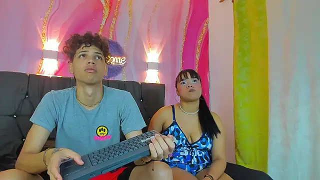 Jessy and Joy online show from December 19, 6:59 pm