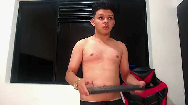 NathanBrookhs online show from January 5, 11:19 pm