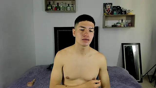 Nico Nocturne online show from December 15, 7:40 pm