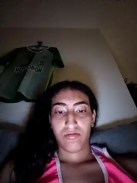 Snapshot of LindaRojas chatting on December 16, 3:00 am LindaRojas online show from December 16, 3:00 am