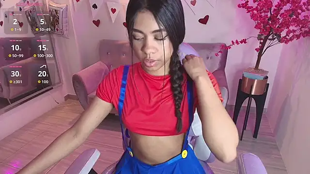 Sophie clay online show from March 2, 7:32 pm