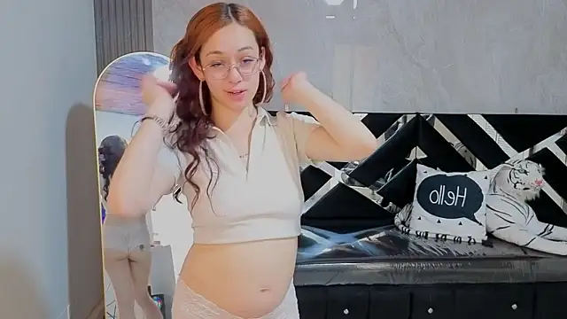 Kimberly23 a online show from February 3, 7:52 pm