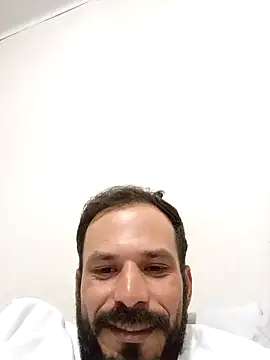 Snapshot of Dionaatanm chatting on December 15, 3:22 am Dionaatanm online show from December 15, 3:22 am