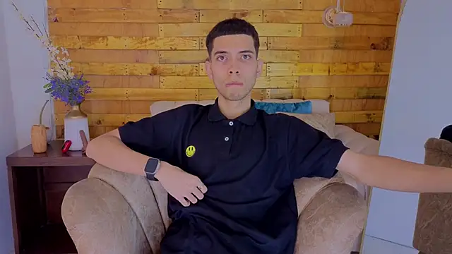 prettyboyy 13 online show from January 7, 7:38 pm