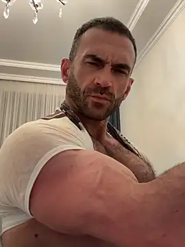 Snapshot of bigAlpha4 chatting on December 14, 5:29 pm bigAlpha4 online show from December 14, 5:29 pm