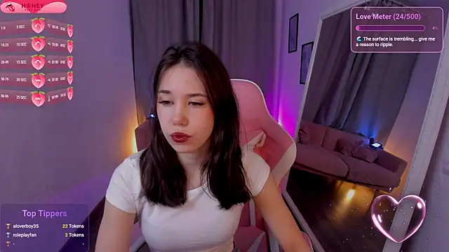 Nicoll Cherry online show from January 8, 6:26 am