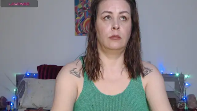 Snapshot of _Mmmoonlight_ chatting on December 15, 5:55 am Mmmoonlight online show from December 15, 5:55 am