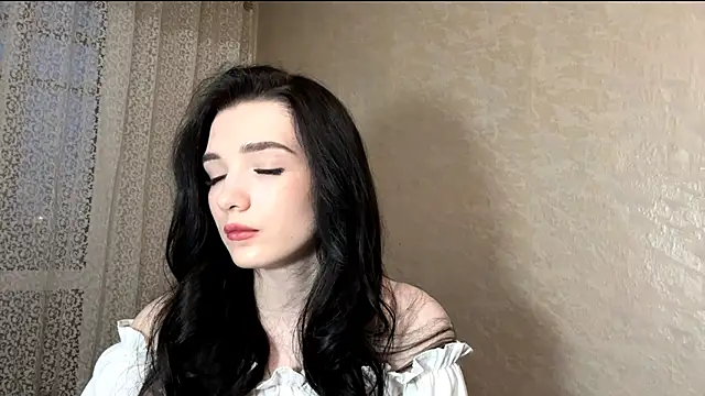 Snapshot of IsabellaWave chatting on February 14, 12:46 pm IsabellaWave online show from February 14, 12:46 pm