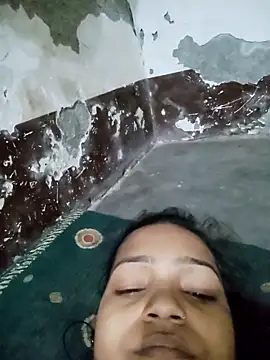 Snapshot of Kavya__Rani chatting on December 14, 8:52 am Kavya Rani online show from December 14, 8:52 am